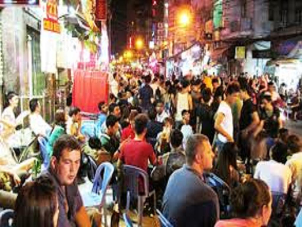 فندق Reddoorz @ Pham Ngu Lao Street 4 مدينة هوشي منه المظهر الخارجي الصورة