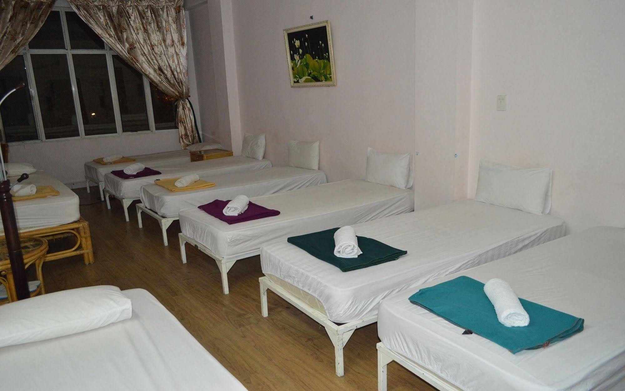 فندق Reddoorz @ Pham Ngu Lao Street 4 مدينة هوشي منه المظهر الخارجي الصورة