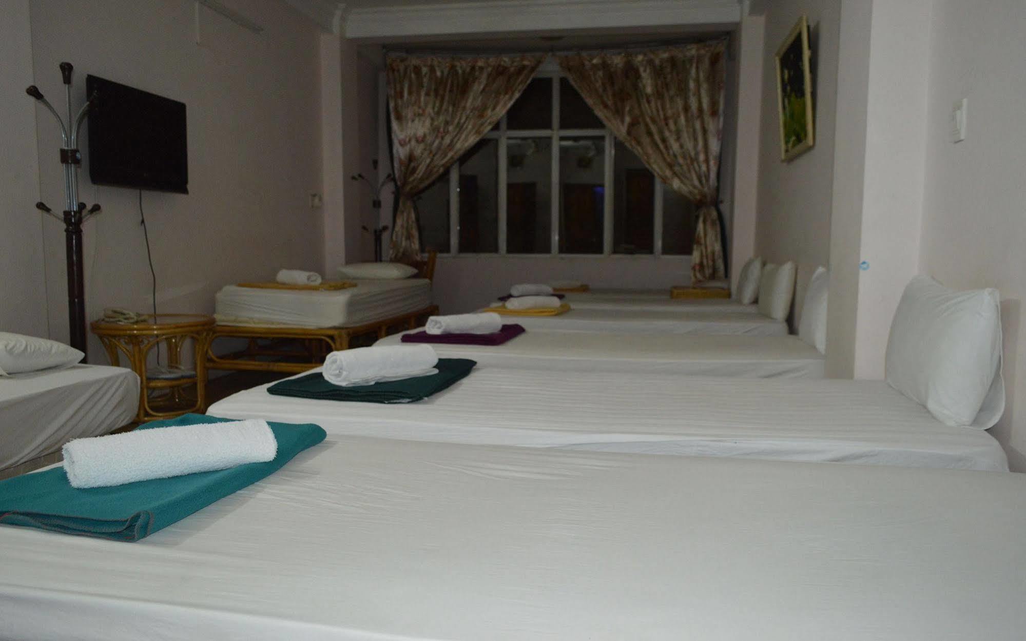 فندق Reddoorz @ Pham Ngu Lao Street 4 مدينة هوشي منه المظهر الخارجي الصورة